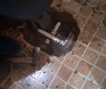 旬邑卫生间漏水维修公司为您分享下卫生间渗水如何处理及注意事项